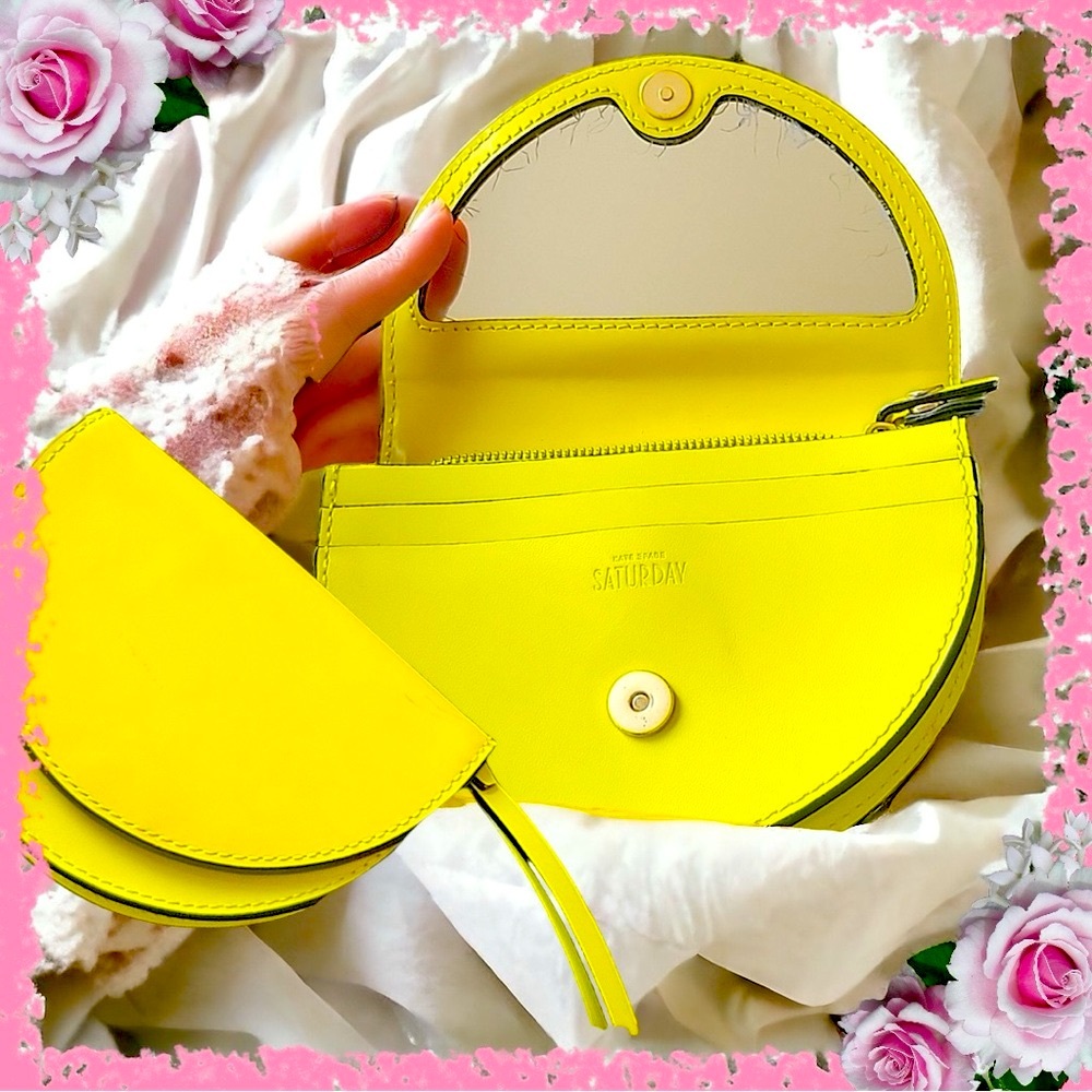 Adorable kate spade leather Half Circle Wristlet w/mirror in chartreuse yellow